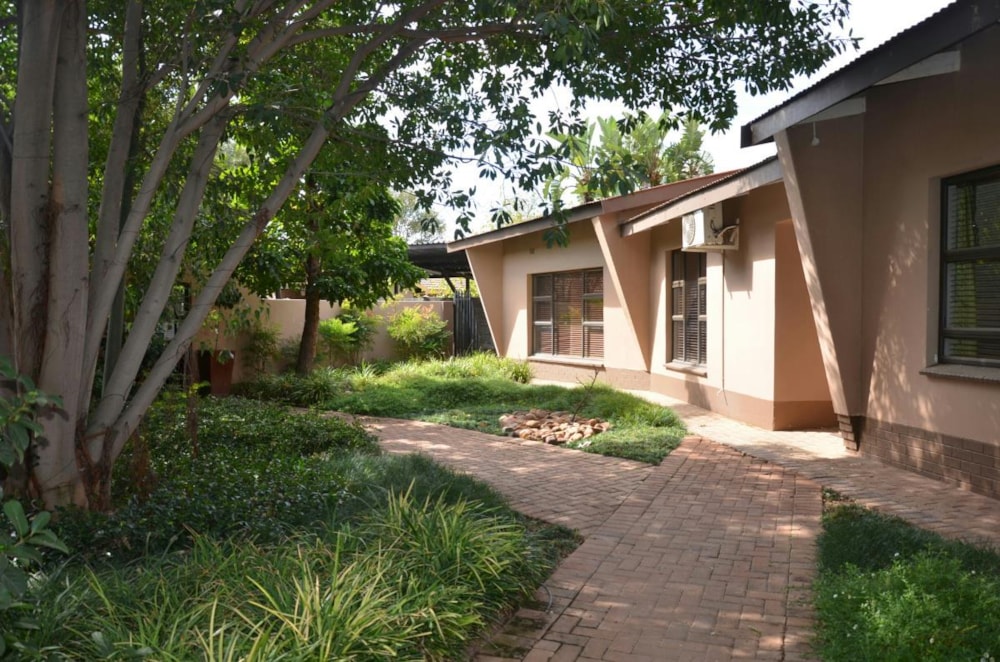 Commercial office for sale in Rustenburg - 1RU1578360 Commercial office for sale in Rustenburg - 1RU1578360