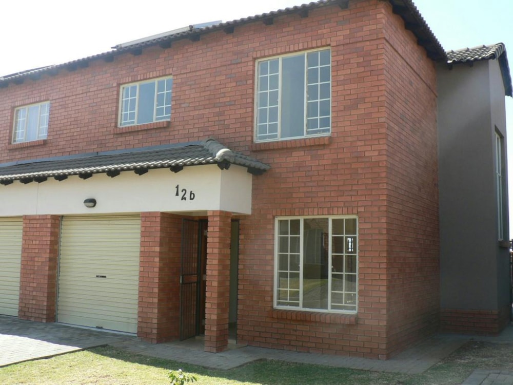 Security complex home to rent in Waterval East - 1RU1489825