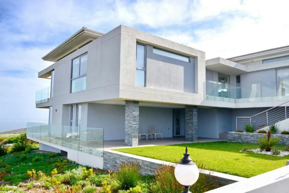 House for sale in Pinnacle Point Golf Estate - 1MB1270891