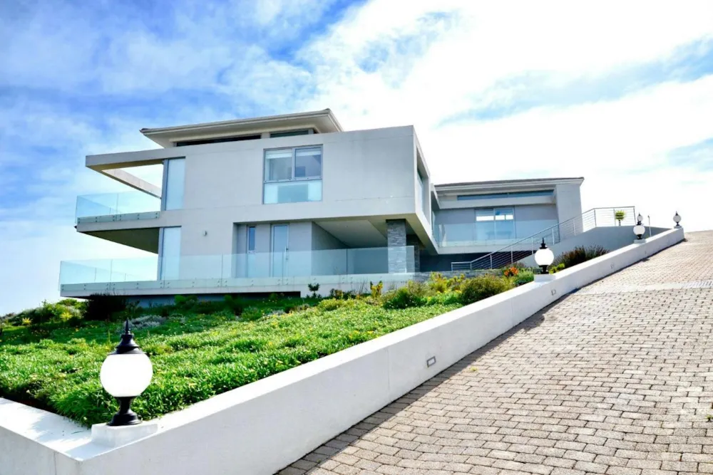 House for sale in Pinnacle Point Golf Estate - 1MB1270891
