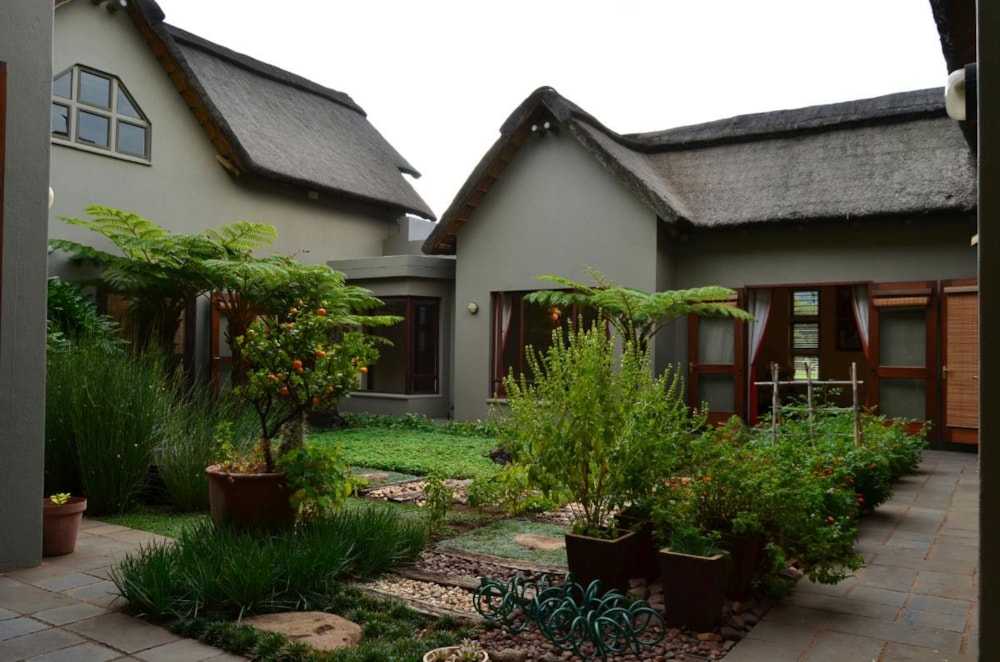 Lifestyle property for sale in Hartbeespoort - 1HR1269331