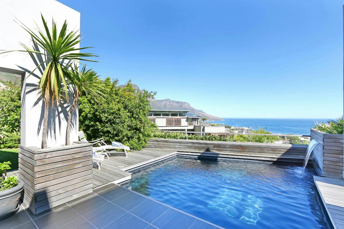 Multi-storey house let in Camps Bay - BYL1248979