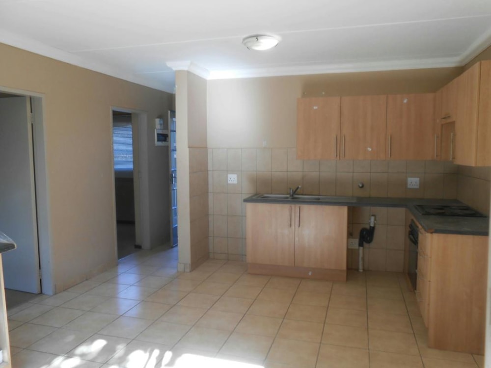 Security complex home for sale in Rustenburg - 1RU1278057 Security complex home for sale in Rustenburg - 1RU1278057