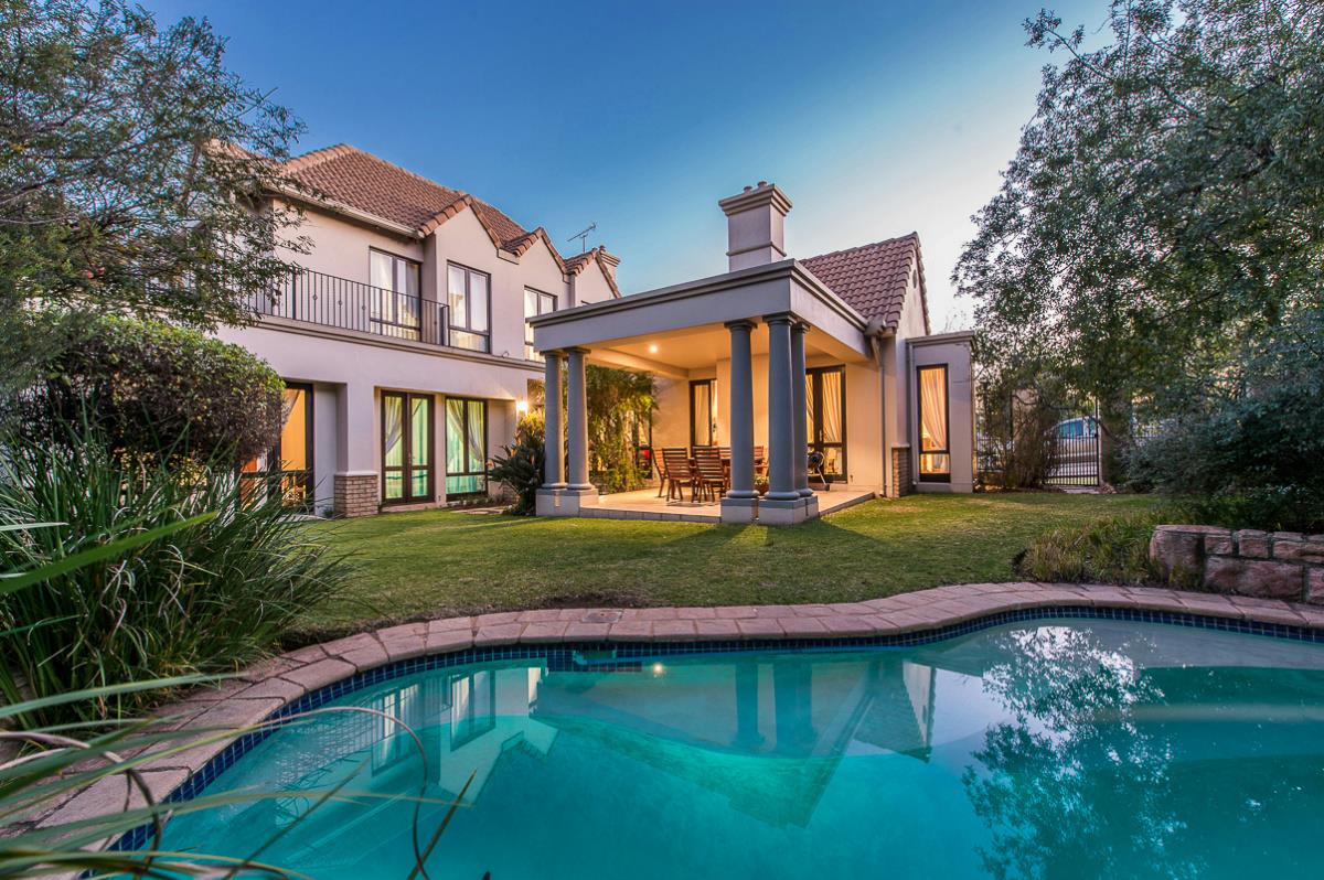 House sold in Cedar Lakes - FW1688998