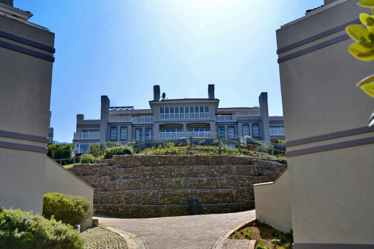 Penthouse apartment for sale in Pinnacle Point Golf Estate - 1MB1281120