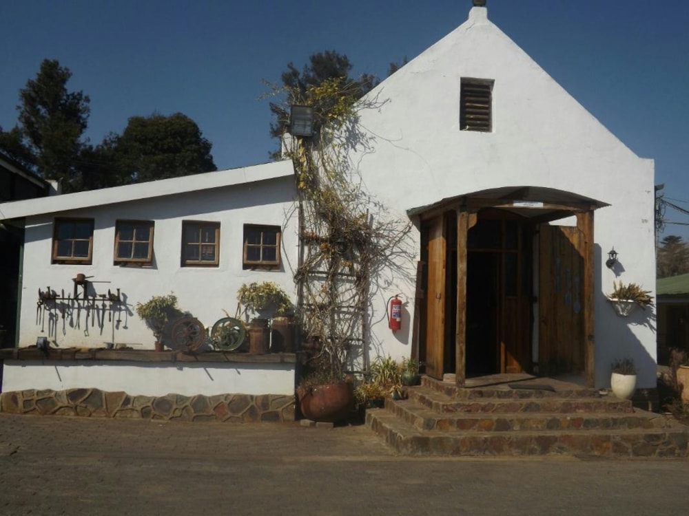 Country hotel for sale in Machadodorp, Mpumalanga - 1DS1281741
