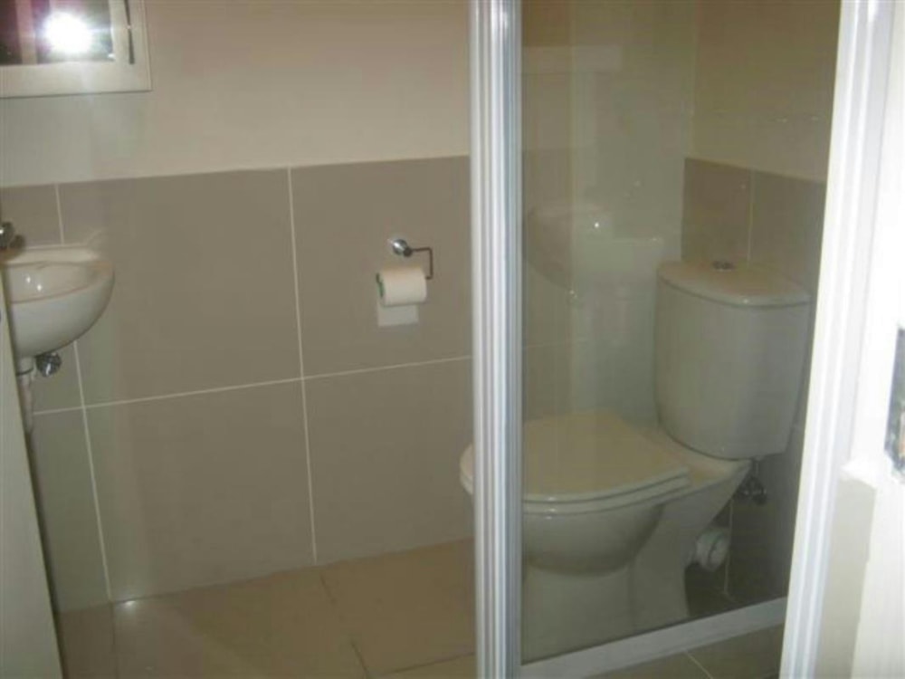 Apartment let in Grahamstown Central (Makhanda Central)  - 1GC1673066 Apartment let in Grahamstown Central (Makhanda Central)  - 1GC1673066