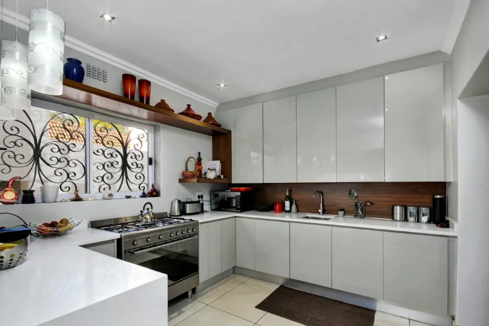 House let in Parkwood, Johannesburg - JBL1703109 House let in Parkwood, Johannesburg - JBL1703109