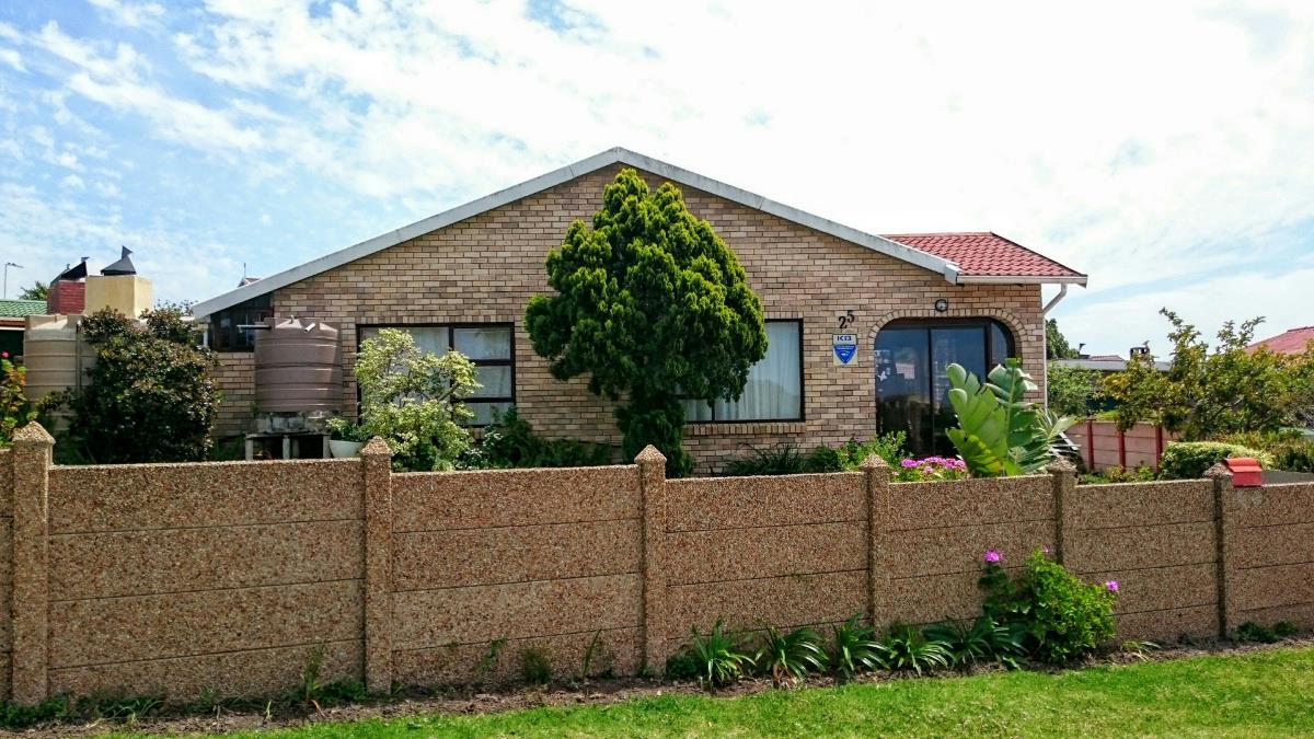 House for sale in Wave Crest - 1JF1723820