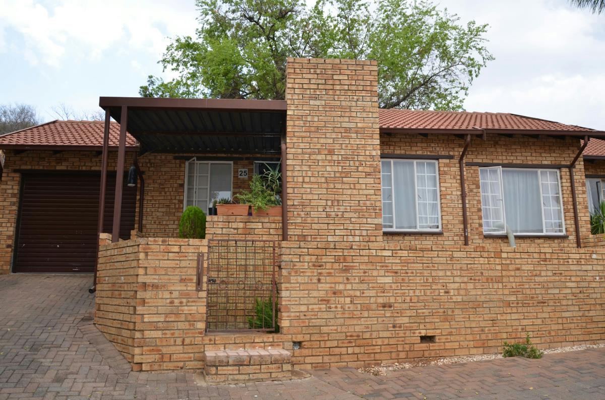 Security complex home for sale in Safari Gardens - 1RU1290573