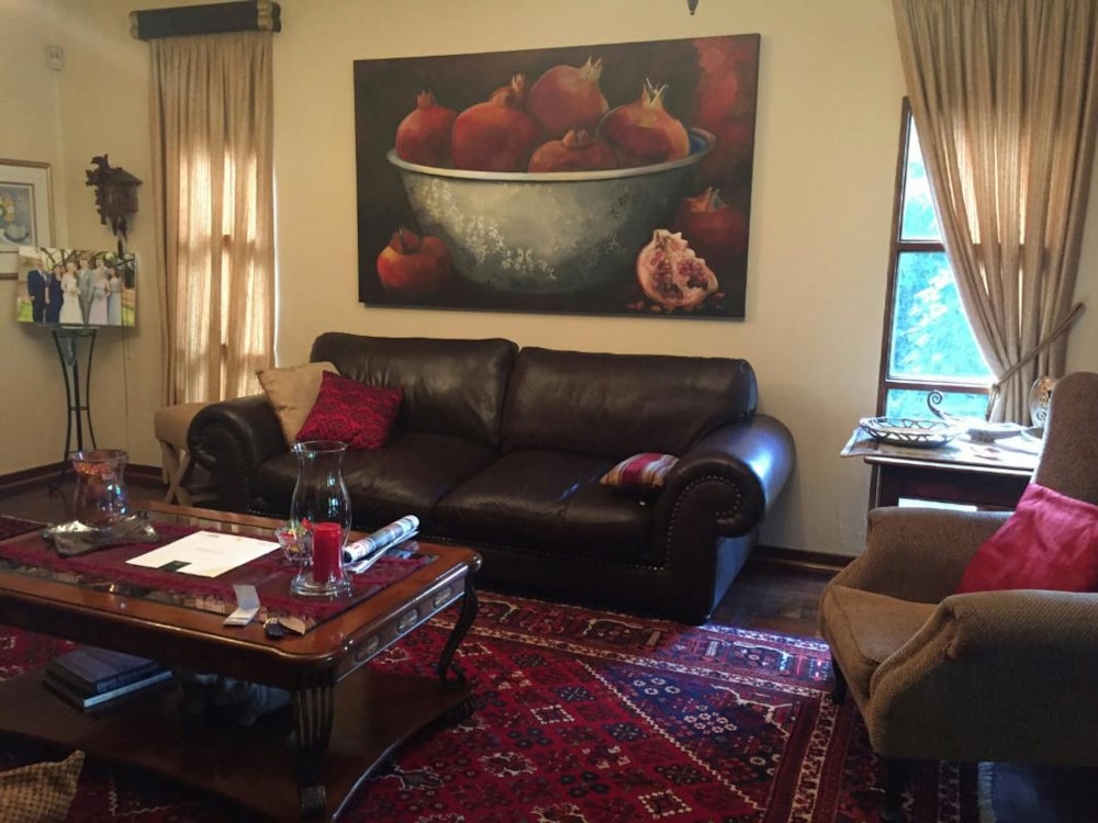 House for sale in Brooklyn, Pretoria East - PT1294670 House for sale in Brooklyn, Pretoria East - PT1294670