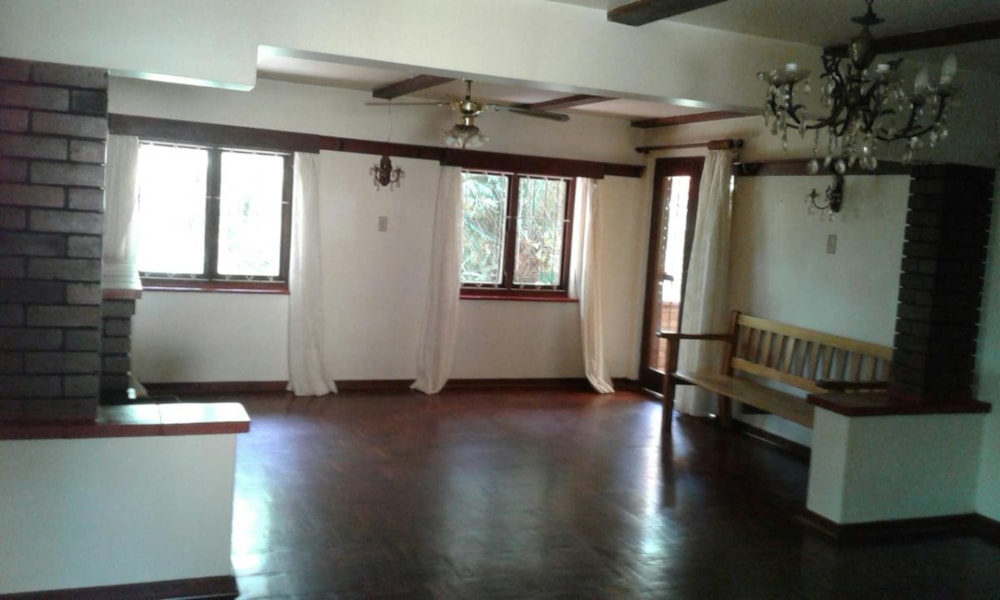 Multi-storey house for sale in Glenmore Beach - 1PD1295759 Multi-storey house for sale in Glenmore Beach - 1PD1295759