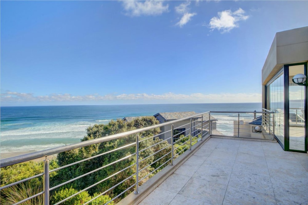 Security estate home for sale in Wilderness - GEO1736011