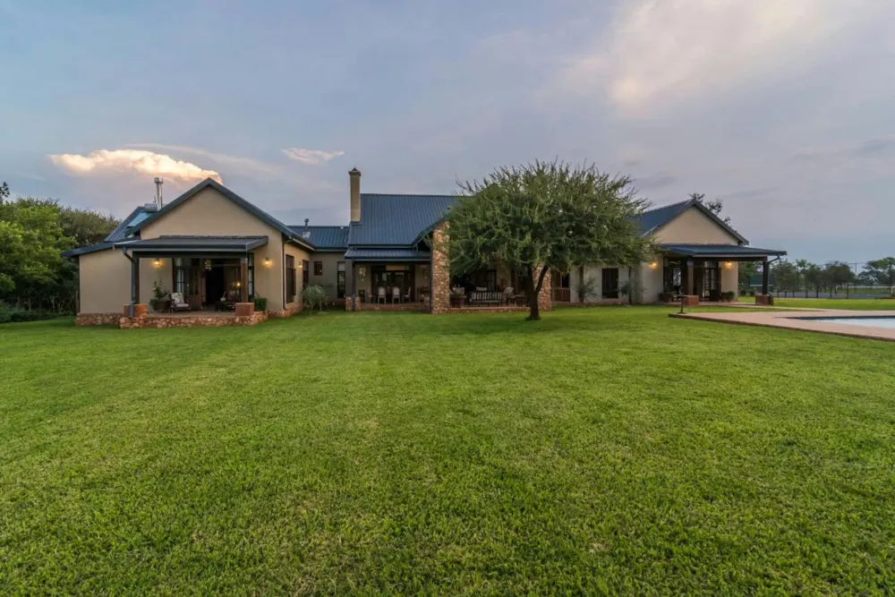 Game farm for sale in Hartbeespoort - 1HR1306019