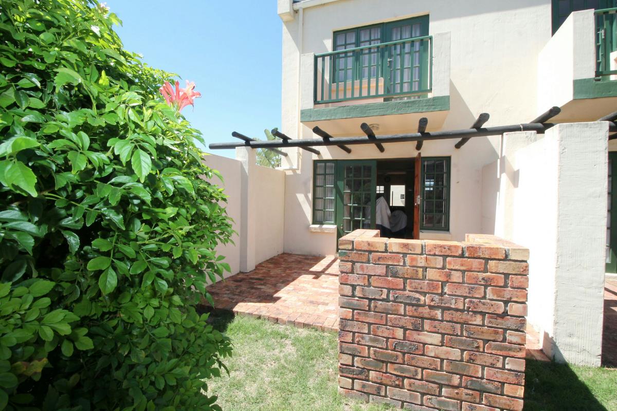 Double-storey apartment to rent in West Beach, Port Alfred - 1PF1728408