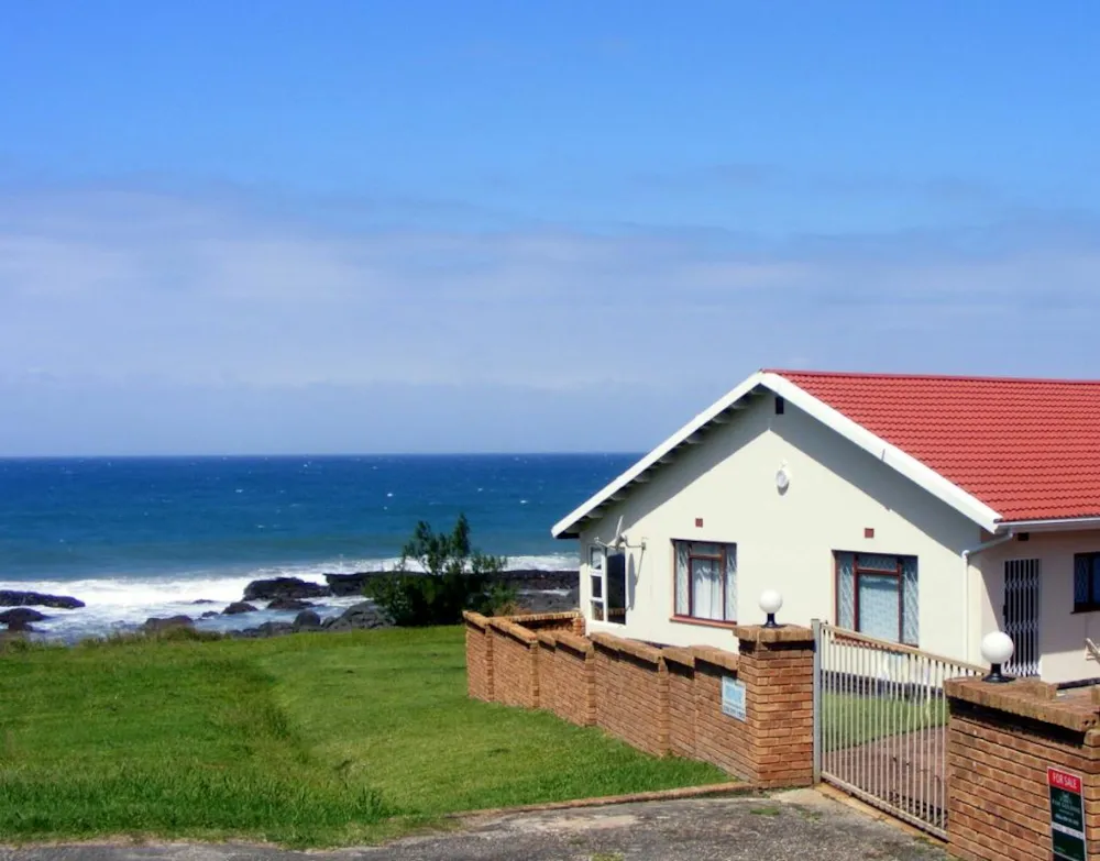 Single-storey house for sale in Port Edward - 1PD1290385 Single-storey house for sale in Port Edward - 1PD1290385