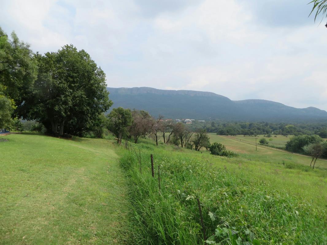 Mixed use farm for sale in Hartbeespoort - 1HR1306440