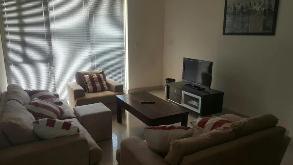 Apartment let in Claremont, Cape Town - RBL1717532 Apartment let in Claremont, Cape Town - RBL1717532