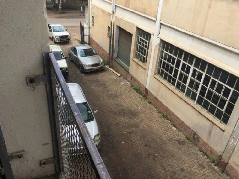 Commercial business for sale in Harare CBD, Zimbabwe - 3ZB1311508