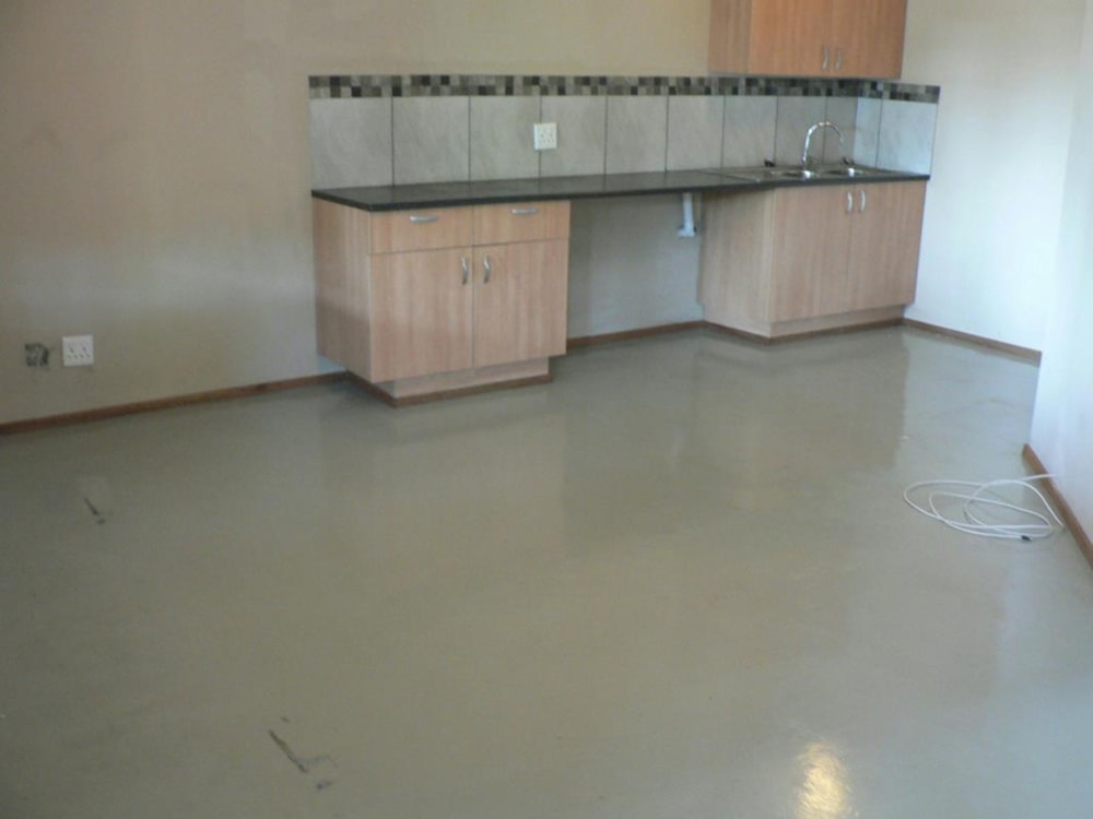 Apartment to rent in Oos Einde, Rustenburg - 1RU1313932