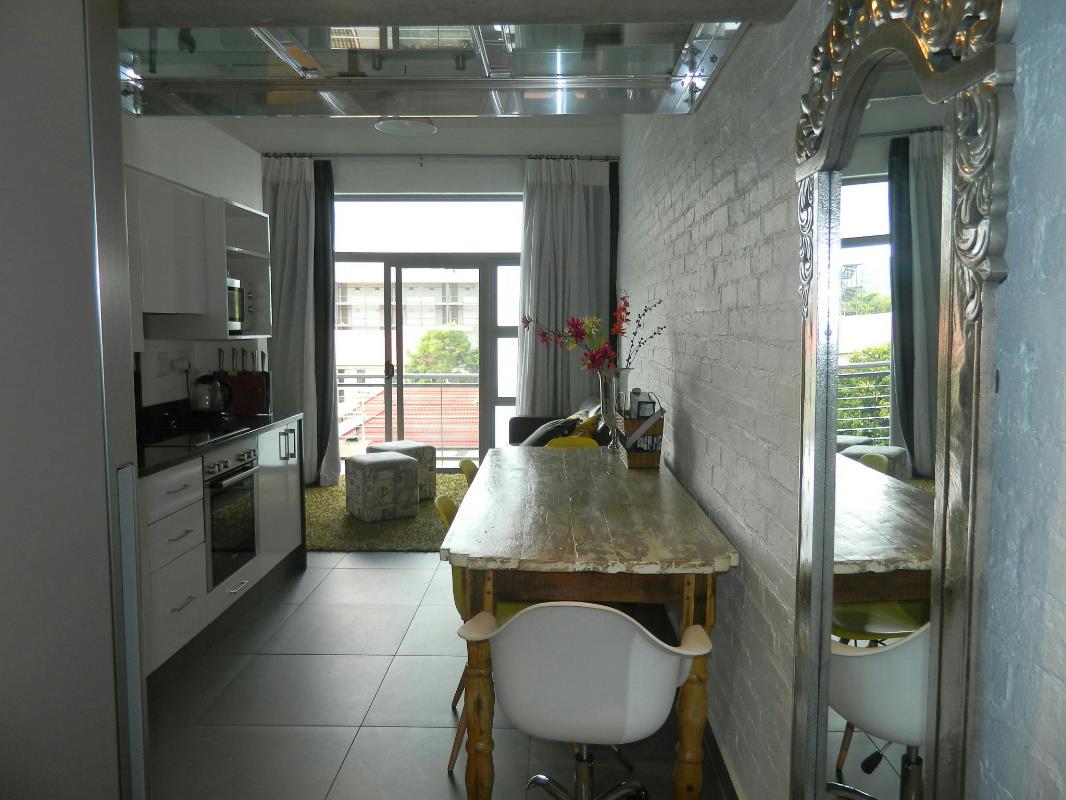 Apartment to rent in Sunnyside, Pretoria East - PTL1639103