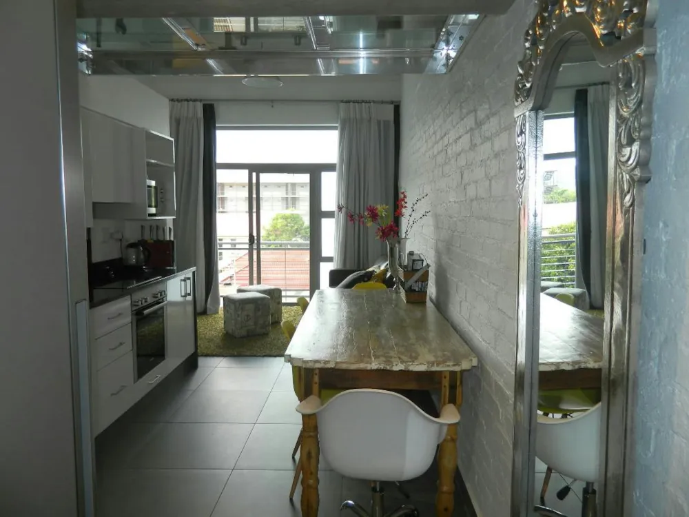 Apartment let in Sunnyside, Pretoria East - PTL1639103 Apartment let in Sunnyside, Pretoria East - PTL1639103