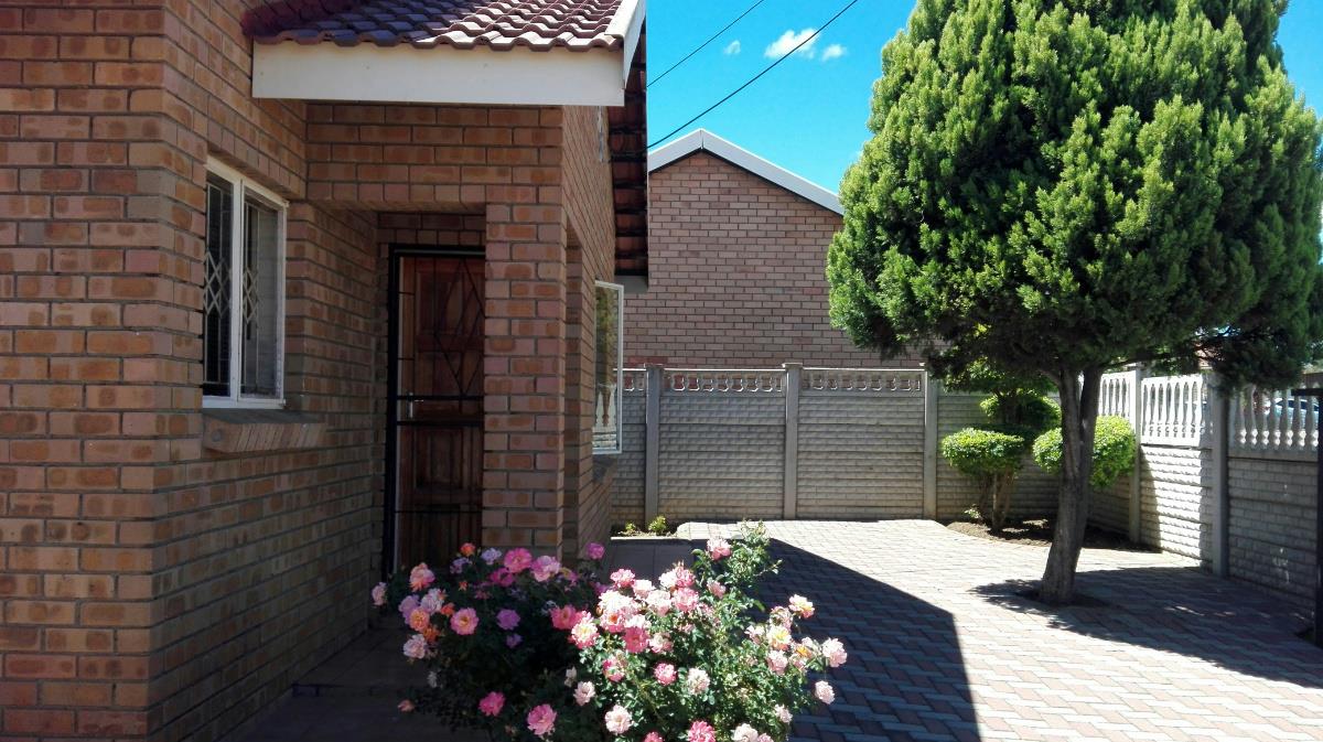 House to rent in Westenburg - 1PS1704971