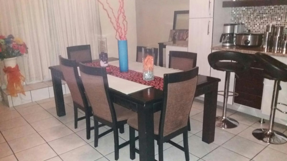 House for sale in Valencia Park - 1NS1586083