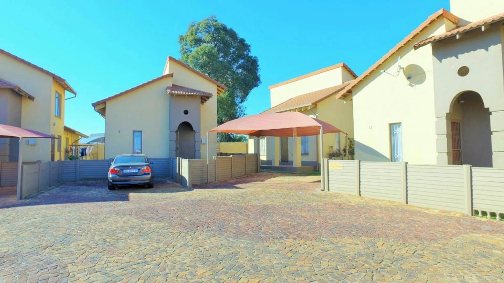 Townhouse for sale in Ormonde - 1GV1733629