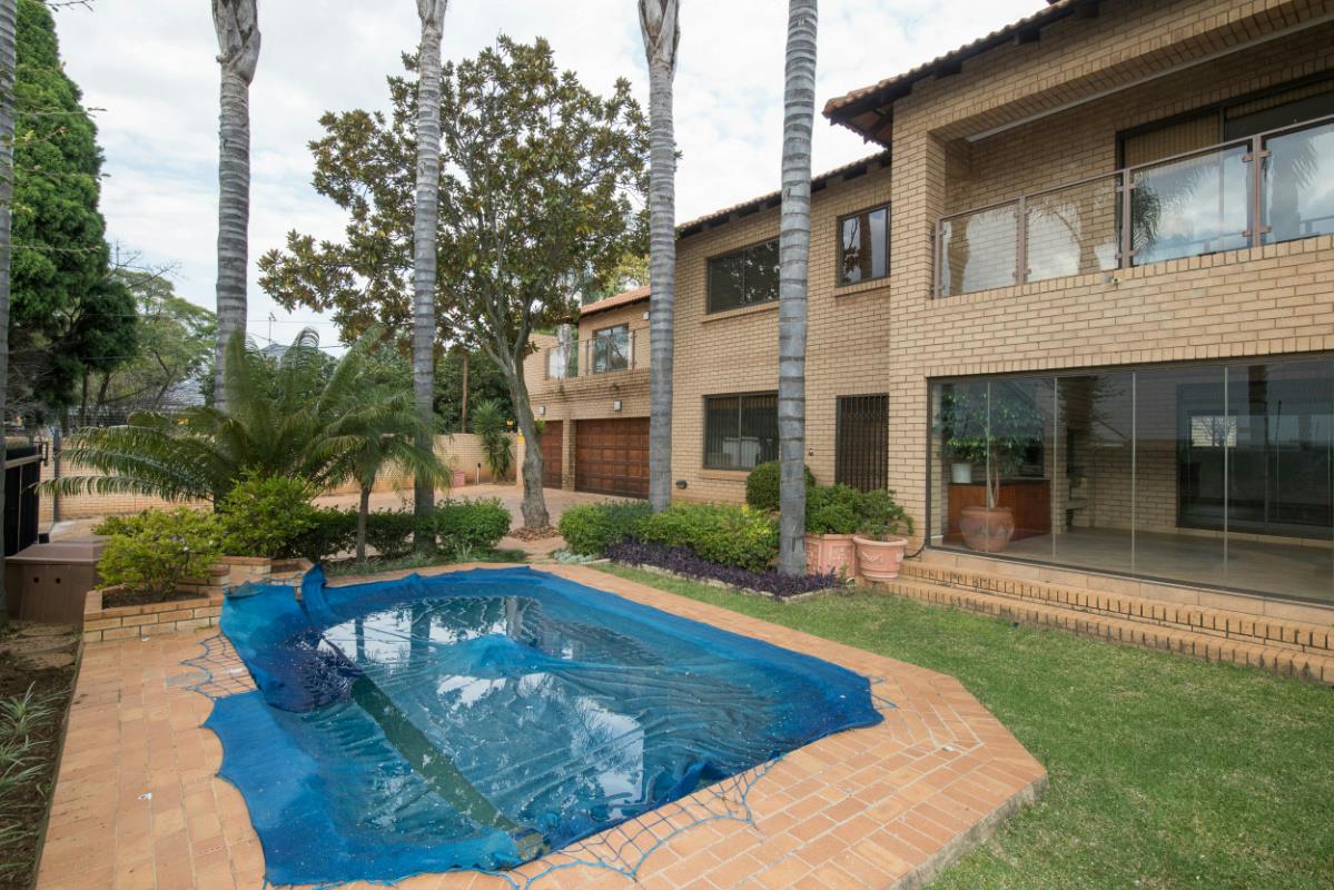 Double-storey house to rent in Waterkloof, Pretoria East - PTL1714405