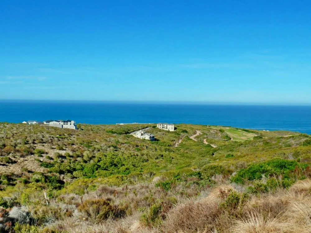 Residential vacant land for sale in Pinnacle Point Golf Estate - 1MB1327028