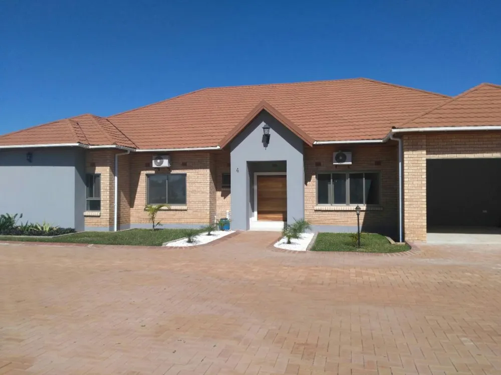 Security complex home to rent in Leopards Hill, Zambia - 3ZA1708964 Security complex home to rent in Leopards Hill, Zambia - 3ZA1708964