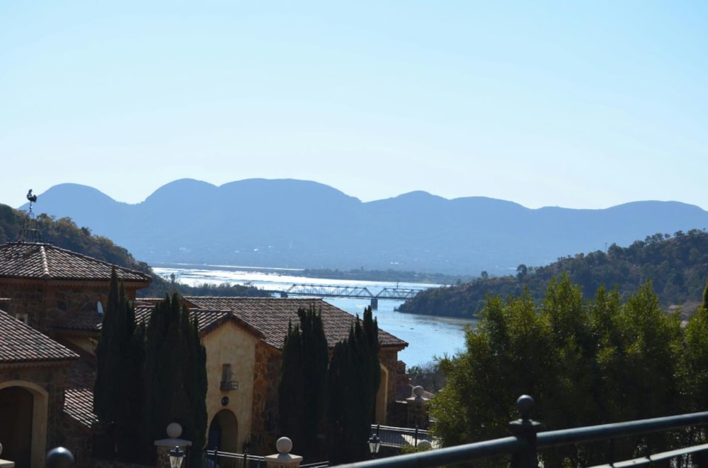 House for sale in Estate D Afrique - 1HR1696411