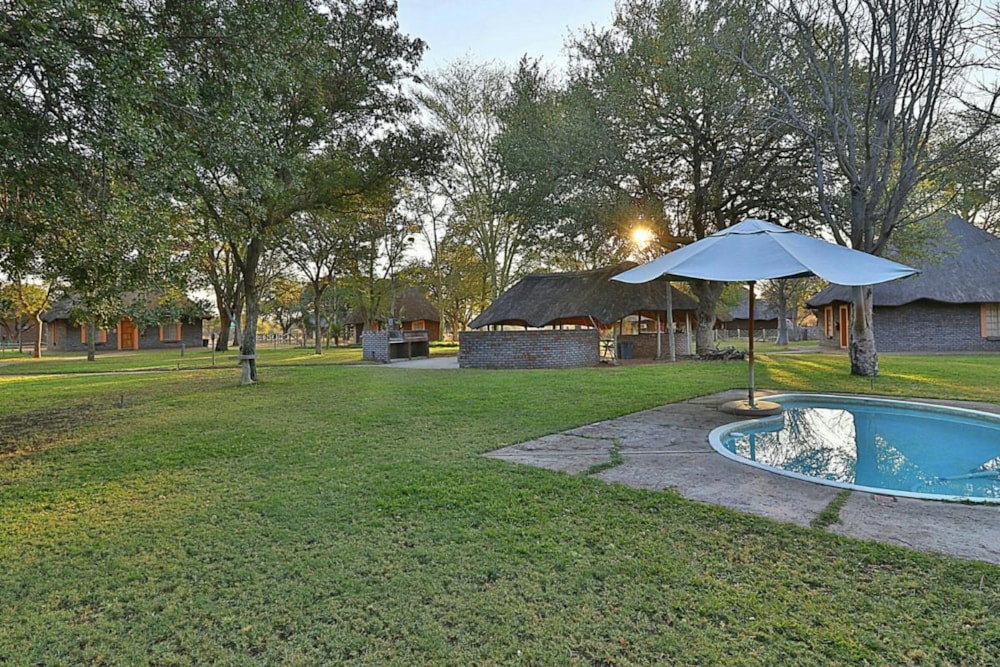 Game lodge for sale in Steenbokpan - 1ER1394444