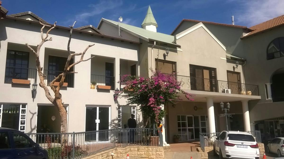 Commercial business to rent in Aspen Lakes - 1GV1703573