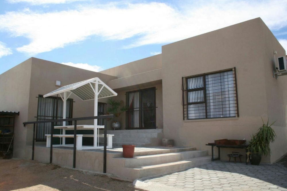 House to rent in Springbok - 1NA1745256