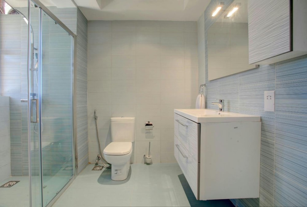 Multi-storey apartment for sale in Kigo, Uganda - UGA1334545 Multi-storey apartment for sale in Kigo, Uganda - UGA1334545