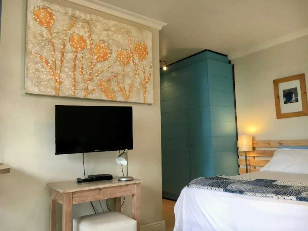 Bachelor apartment let in Gardens - CBL1741192 Bachelor apartment let in Gardens - CBL1741192