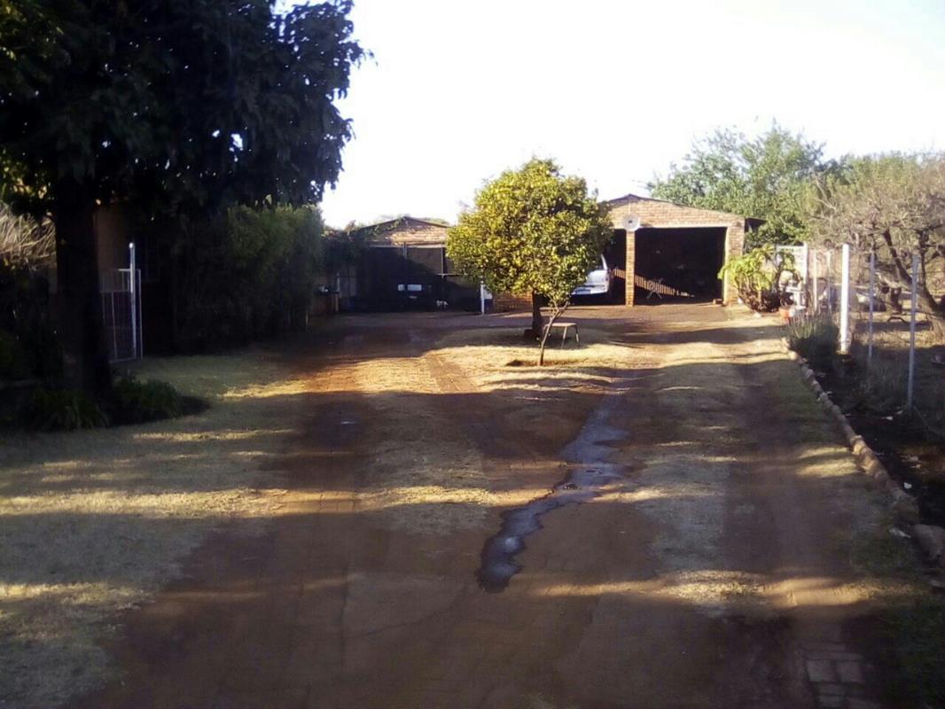House in Cullinan - View 2