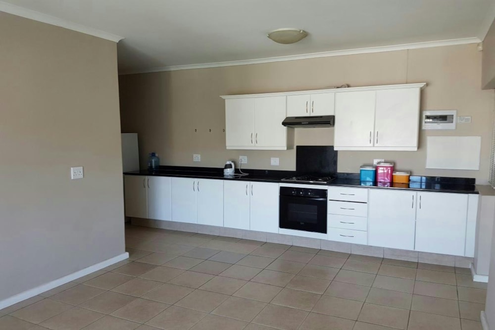 Apartment to rent in Grahamstown Central (Makhanda Central) - 1GC1749181 Apartment to rent in Grahamstown Central (Makhanda Central) - 1GC1749181