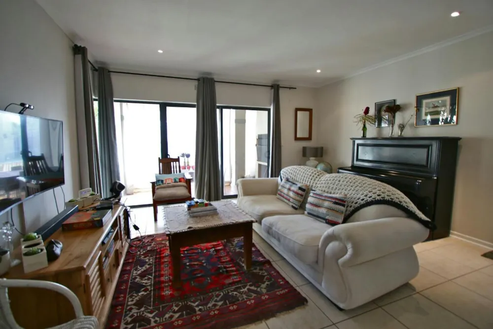 House let in Plattekloof - 1PLA1720586 House let in Plattekloof - 1PLA1720586