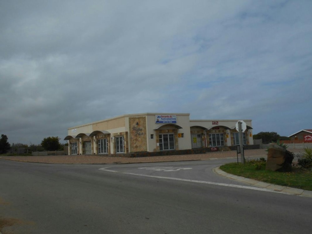 Commercial business for sale in Jeffreys Bay - 1JF1339547