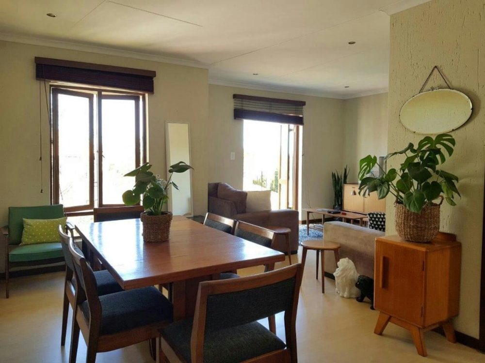 Apartment to rent in Broadacres - FYL1733376