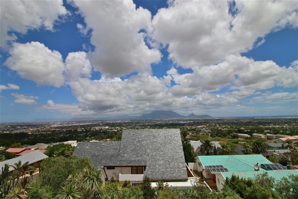 Double-storey house sold in Plattekloof - 1PLA1598088 Double-storey house sold in Plattekloof - 1PLA1598088