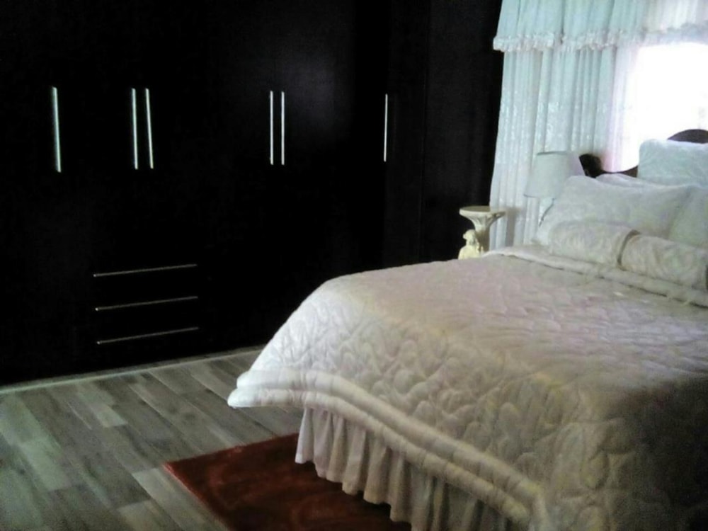 House for sale in Dunnottar - 1SP1518158