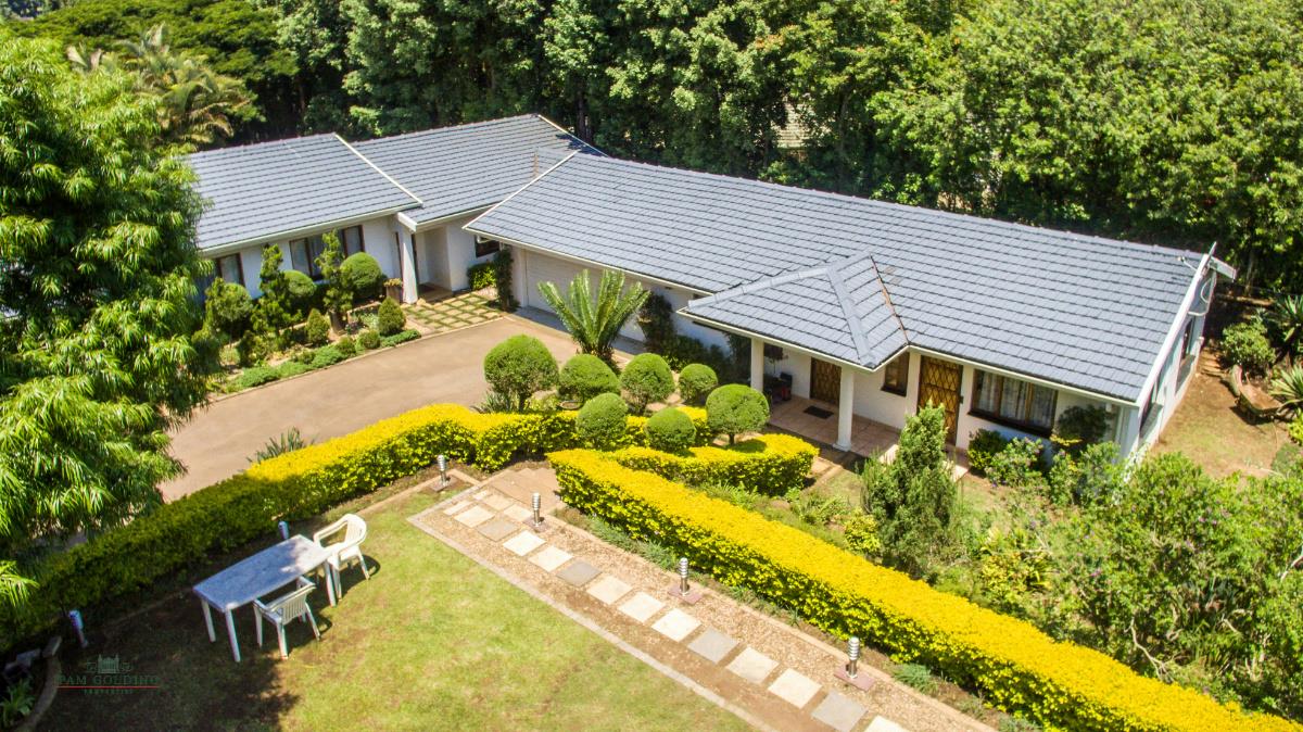 Bachelor apartment to rent in Hillcrest, Upper Highway - 1KF1732980