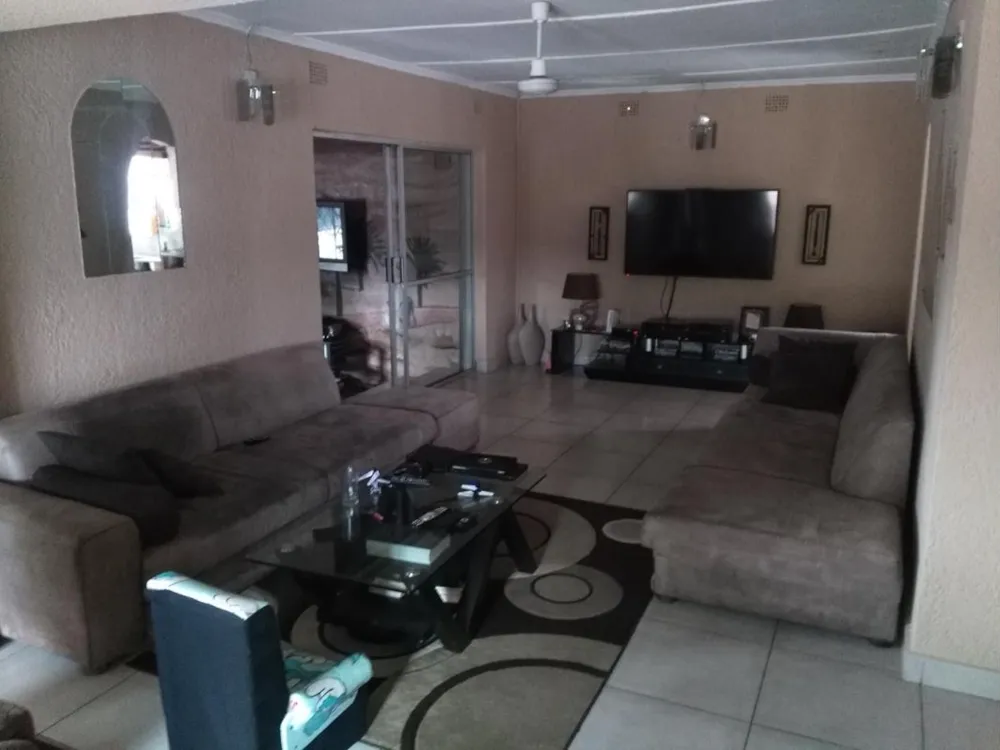 House for sale in Jesmondine, Zambia - 3ZA1341006
