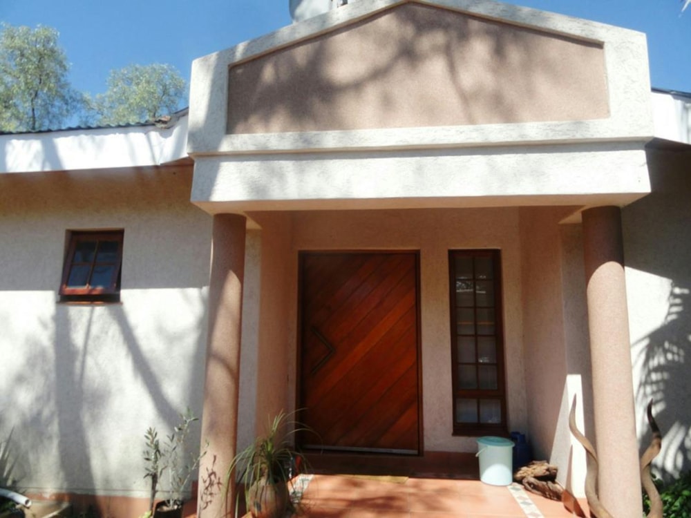 House for sale in Village, Botswana - 3BO1751578