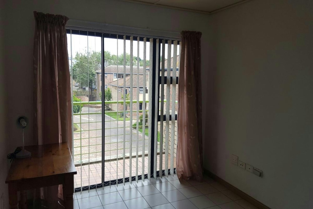 Apartment to rent in Grahamstown Central (Makhanda Central) - 1GC1748841 Apartment to rent in Grahamstown Central (Makhanda Central) - 1GC1748841