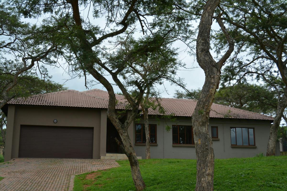 House let in Nelspruit (Mbombela) - 1NS1713742